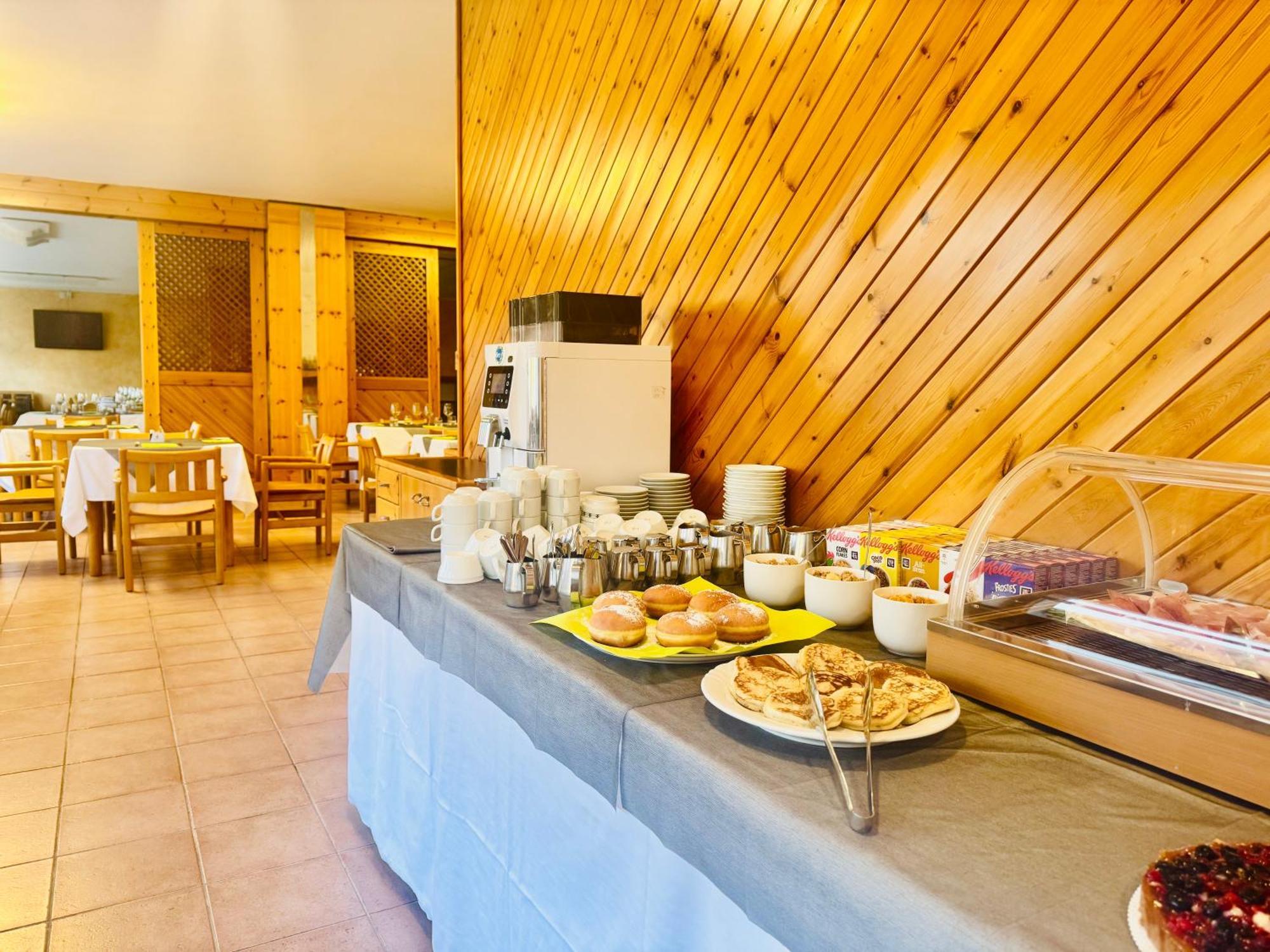 Bike & Bikers Hotel Restaurant Ampezzo Kültér fotó